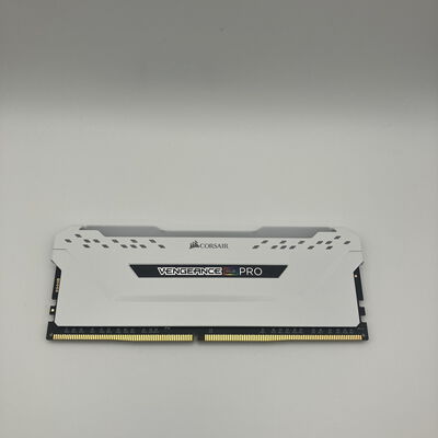 【秋葉原本店】中古  PC4-28800 8GB デスクトップ用 140733 