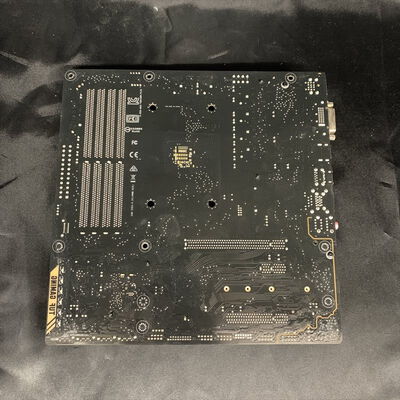 【横浜駅前店】中古  ASUS TUF B450M-PLUS GAMING (B450 AM4 mATX DDR4) 137897 