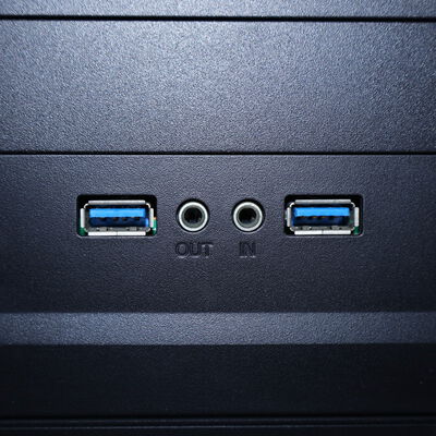 【通販センター】中古  【ジャンク品/保証無/返品質問不可】THIRDWAVE Magnate EM041(Intel Core i5 10400/16GB DDR4 (PC4)/SSD1TB/DVDマルチ/オンボード/W11H64 MAR) 190811 