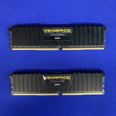 【横浜駅前店】中古  8GB 2枚組(合計16GB) PC4-21300/DDR4-2666 デスクトップ用 190926 