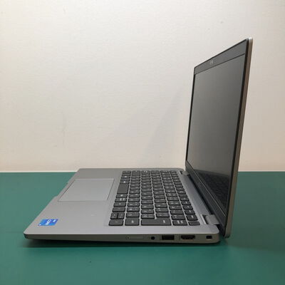 【津ラッツ店】中古  DELL Latitude5320 (INTEL Core i5 1145G7 2.6GHz/16GB/SSD256GB/-/オンボード/13.3/1920x1080/Wi-Fi/WEBCAM/W11H64) 179391 
