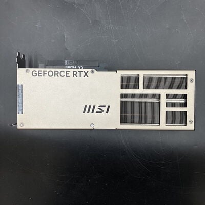 【大須店】中古  GeForce RTX 5070 12G INSPIRE 3X OC 3120023327 