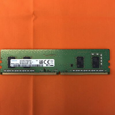 【なんば店】中古  PC4-19200 4GB デスクトップ用 126162 