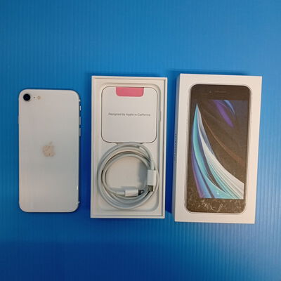 【大須店】中古  【au】Apple iPhoneSE 4.7インチ (第2世代/2020) 64GB (ホワイト) MHGQ3J/A 新パッケージ版 146172 