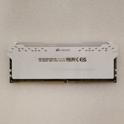 【通販センター】中古  PC4-25600 8GB デスクトップ用(DDR4-3200) 140727 