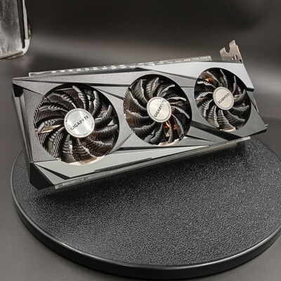 【大須店】中古  GIGABYTE GV-R76GAMING OC-8GD (RX7600 8G) 162746 