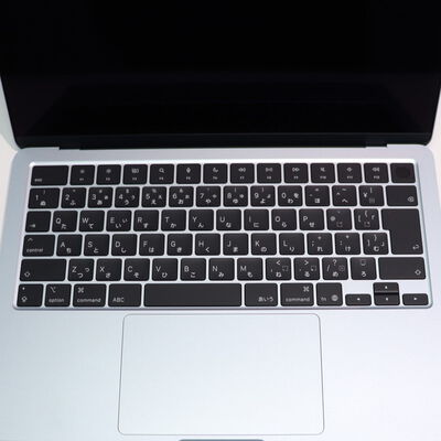 【札幌店】中古  MacBook Air 13.6インチ Liquid Retinaディスプレイ MC6U4J/A [スカイブルー] 5070001628 