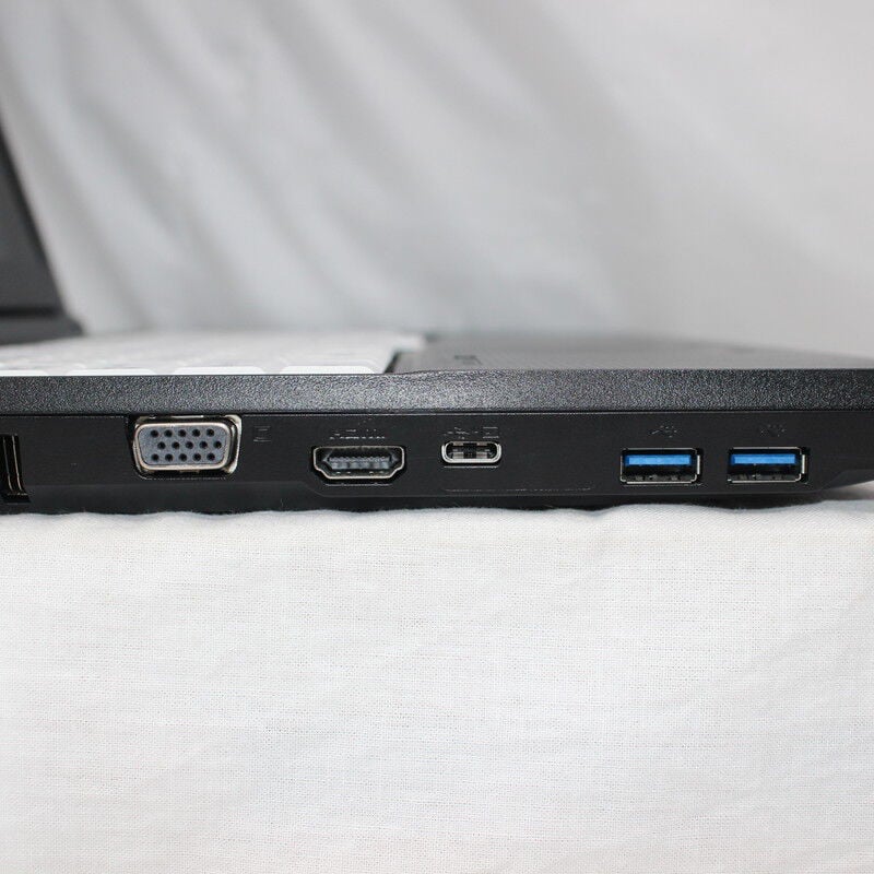 中古 FUJITSU LIFEBOOK A5511/G(Intel Core i5 1145G7 2.60GHz/16GB