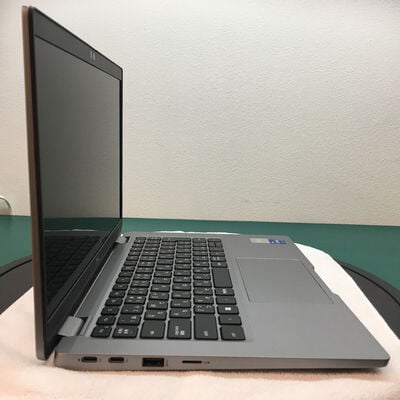 【佐賀南部バイパス店】中古  DELL Latitude 5320 (Intel Core i7 1185G7 3.0GHz/16GB/SSD256GB/-/-/13.3/1920x1080/Wi-Fi/WEBCAM/W11H64) 180537 