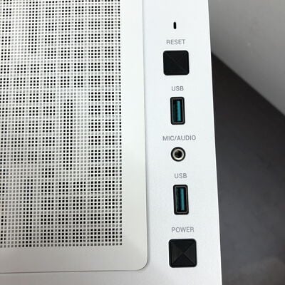 【福山ココローズ店】中古  DEEPCOOL CH560 WH(E-ATX ｶﾞﾗｽ ) 5090000809 