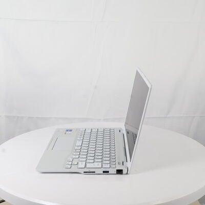 【通販センター】中古  Fujitsu LIFEBOOK WU2/G2 FMVWG2U28(Intel Core i7 1255U/32GB/SSD500GB/なし/オンボード/13.3/1920x1080/Wi-Fi/W11H64 MAR) 185328 