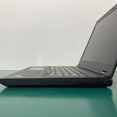 【神戸・三宮店】中古  Lenovo ThinkPad P52　20MAS12700 (Core i7 8750H/16GB/SSD512GB/-/NVIDIA Quadro P1000 4GB/15.6ｲﾝﾁ/1920x1080/Wi-Fi/WEBCAM/W11H64) 176658 