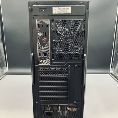 【熊本浜線店】中古  sharkoon ミドルタワー自作PC(i7 14700F/32GB/SSD1TB/RTX3070/OS無) 5370001081 