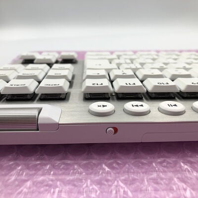 【水戸赤塚店】中古  ﾛｼﾞｸｰﾙ G913-TKL-TCWH (無線 RGB ｹﾞｰﾐﾝｸﾞｷｰﾎﾞｰﾄﾞ) 4680002362 