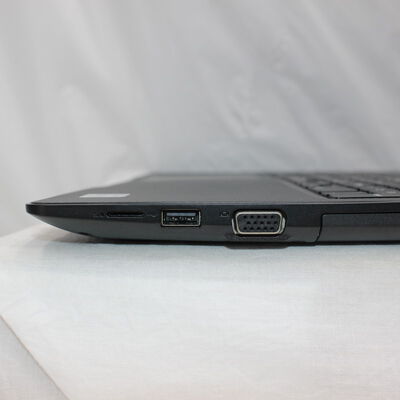 【通販センター】中古  DELL Vostro 3590(Intel Core i5 10210U 1.60GHz/16GB DDR4/SSD256GB/-/オンボード/15.6/1920x1080/GbE/Wi-Fi/WEBCAM/W11P/VBT) 197859 