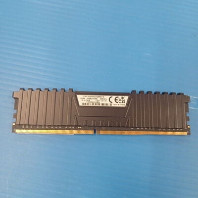 【大須店】中古  PC4-21300 8GB デスクトップ用(DDR4-2666) 126165 