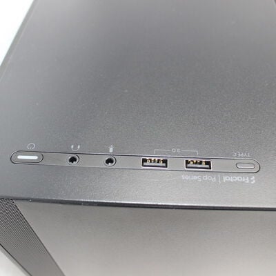 【通販センター】中古  SEVEN ZEFT(AMD Ryzen 9 9950X3D 16 Core Processor/32GB DDR5 (PC5)/SSD2TB/DVDマルチ/AMD Radeon RX 9070 XT 16GB/W11H64 MAR) 197927 