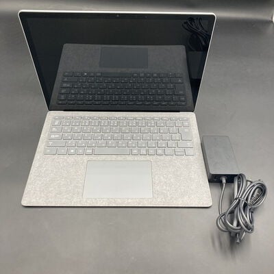 【熊本浜線店】中古  Microsoft Surface Laptop 3 (Intel Core i5 1035G7 1.2GHz/8GB/SSD128GB/-/オンボード/13.5/2256x1504/Wi-Fi/WEBCAM/W11H64) 176371 