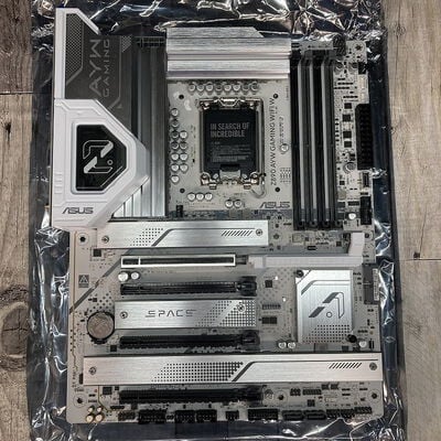 【広島店】中古  ASUS Z890 AYW GAMING WIFI W (Z890 1851 ATX DDR5) 172181 