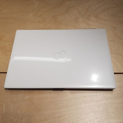 【鹿児島店】中古  FUJITSU FMVA 45DWH(i3-8145U/8GB/SSD120GB/W11H) 4700001136 