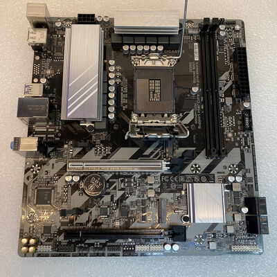 【京都店】中古  GIGABYTE B860M D2H (B860 1851 mATX DDR5) 175458 