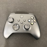 中古  Xbox ワイヤレス コントローラー (カーボンブラック) 5110001260 