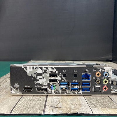 【広島店】中古  【付属品欠品】 ASRock B550M Steel Legend (B550 AM4 mATX DDR4) 3480039065 