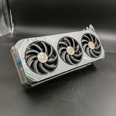 【大須店】中古  ZOTAC GAMING GeForce RTX 5070 Ti SOLID OC ZT-B50710J-10P [PCIExp 16GB] 3120022800 