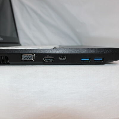【通販センター】中古  FUJITSU LIFEBOOK A5511/G(Intel Core i5 1145G7 2.60GHz/16GB DDR4/SSD256GB/MULTI/オンボード/15.6/1920x1080/GbE/Wi-Fi/WEBCAM/W11H/VBT) 196507 