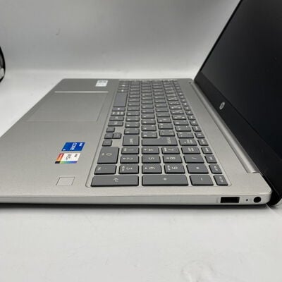【座間相武台】中古  HP Laptop 15-fd0226TU  4510002658 