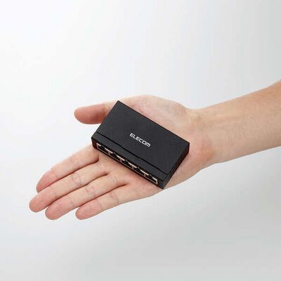 エレコム   EHC-G05MA-B Giga対応5ポートスイッチ(金属筐体/ACアダプター) 