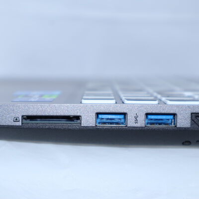 【通販センター】中古  THIRDWAVE raytrek R5-RL6(Intel Core i7 13700HX/16GB DDR4 (PC4)/SSD1TB/なし/NVIDIA GeForce RTX 4060 8GB Laptop GPU/15.6/2560x1440/Wi-Fi/W11H64 MAR) 203470 
