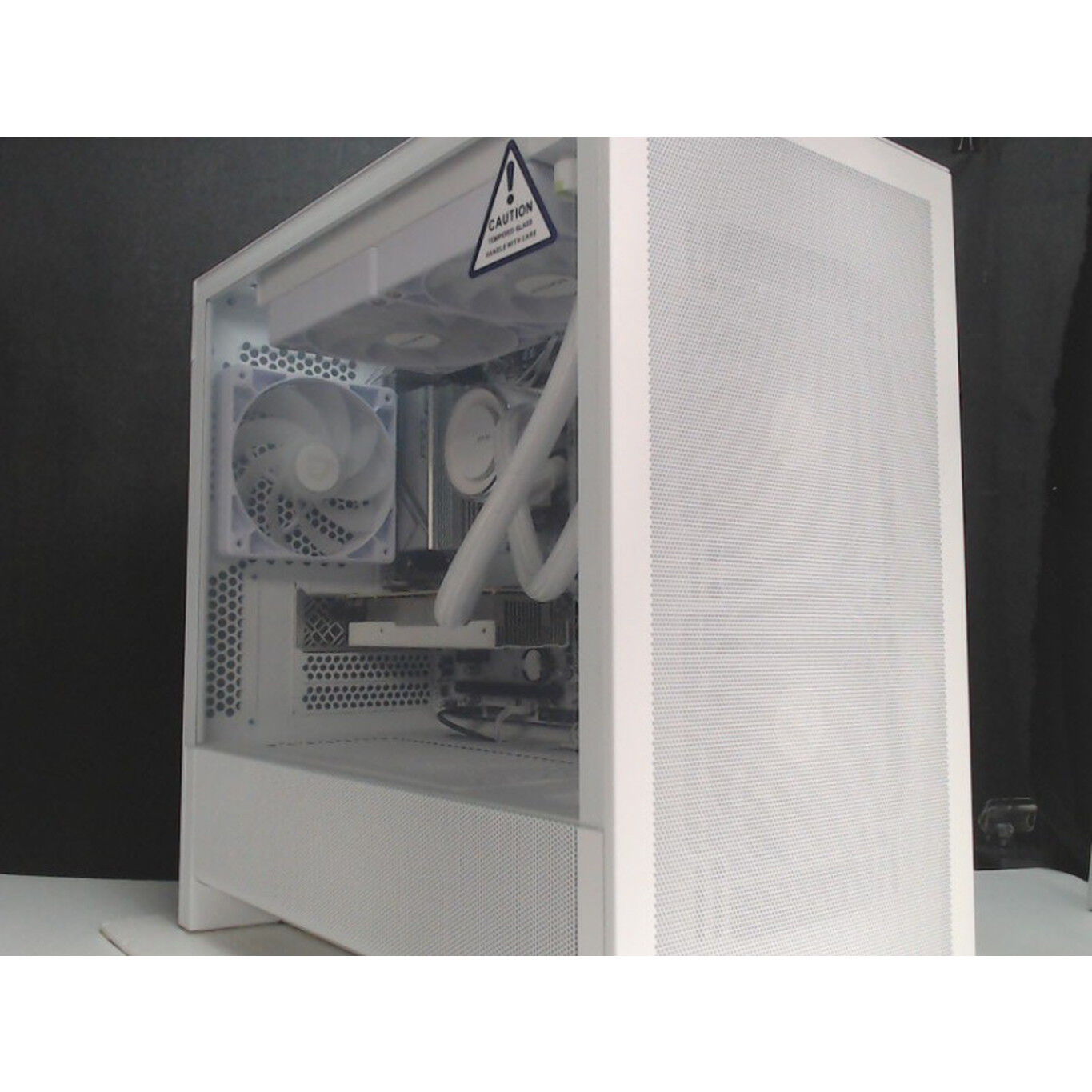 中古自作PC CPU3.7GHz メモリ32GB SSD1TB+HDD4TB 中古 自作PC(Ryzen 7 5700X/32GB/SSD1TB/RTX3050/OS無し) 4540001744