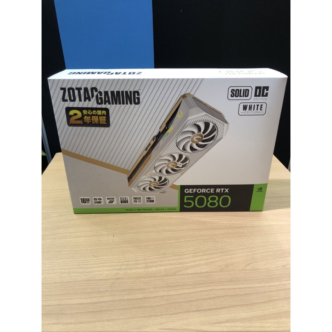 中古 ZOTAC ZT-B50800Q-10P (RTX5080 SOLID OC White 16GB) 188351