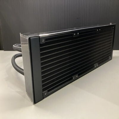 【座間相武台】中古  EKWB CR360 Lux D-RGB(360mm ARGB 水 BK) 4510002098 