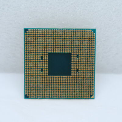 【通販センター】中古  AMD Ryzen 7 2700X (AM4/3.7/20M/C8/T16/105W) 137096 