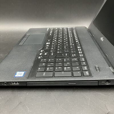 【熊本浜線店】中古  Fujitsu FMVA41003P (i3-8130U/8GB/SSD256GB/DVDマルチ/W11P/1336x768) 5370000735 