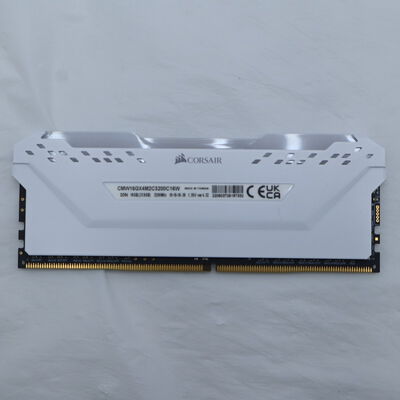【通販センター】中古  PC4-25600 8GB デスクトップ用(DDR4-3200) 140727 