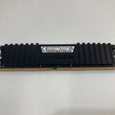【神戸・三宮店】中古  PC4-25600 16GB デスクトップ用(DDR4-3200) 140728 