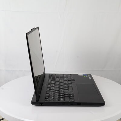【通販センター】中古  Lenovo Legion 5 15IRX10 83LYCTO1WW(Intel Core i7 14700HX/32GB DDR5 (PC5)/SSD512GB/なし/NVIDIA GeForce RTX 5060 Laptop GPU 8GB/15.1/2560x1600/Wi-Fi/W11H64 MAR) 199614 