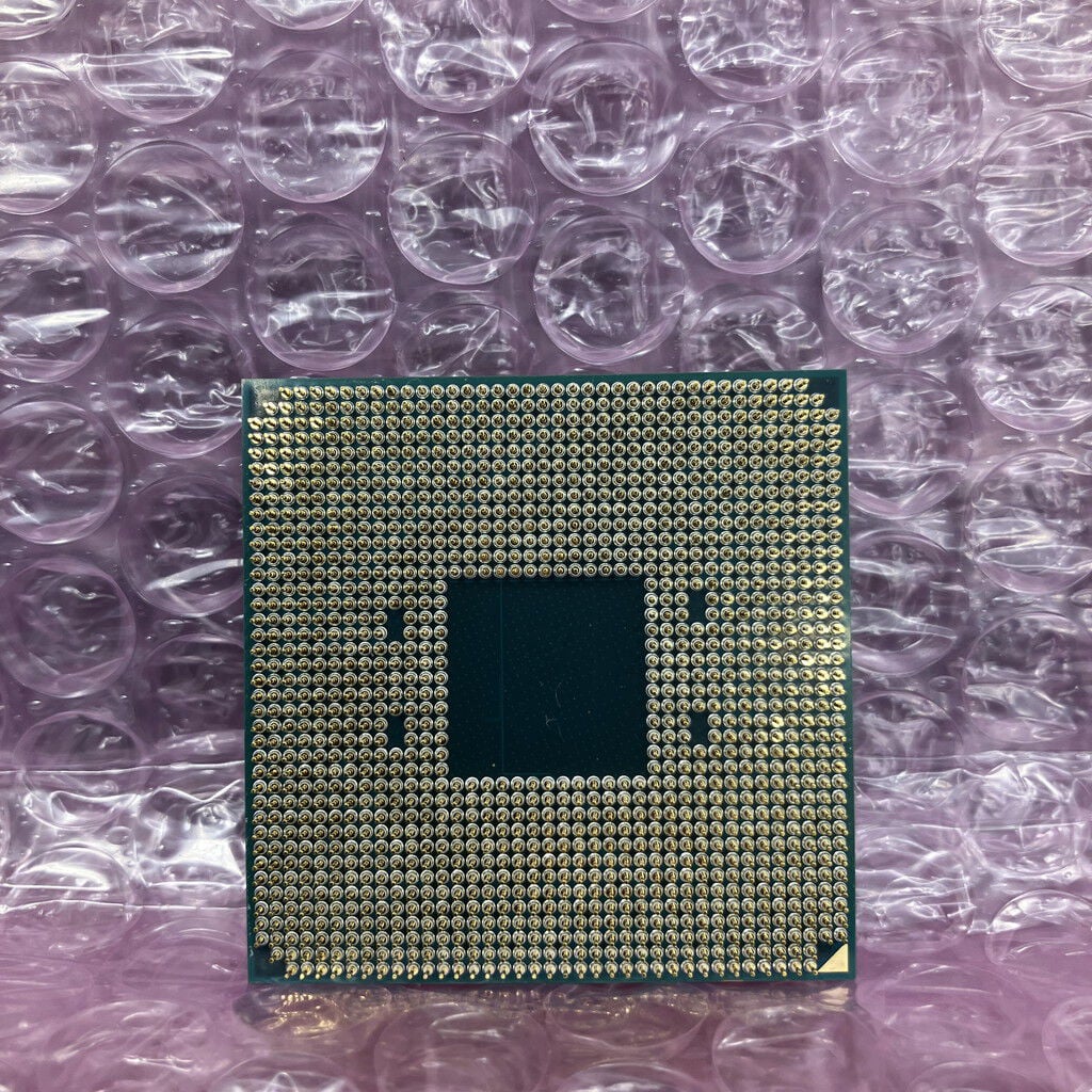 中古 AMD Ryzen 5 5600X (AM4/3.7/35M/C6/T12/65W) 143916 （379904