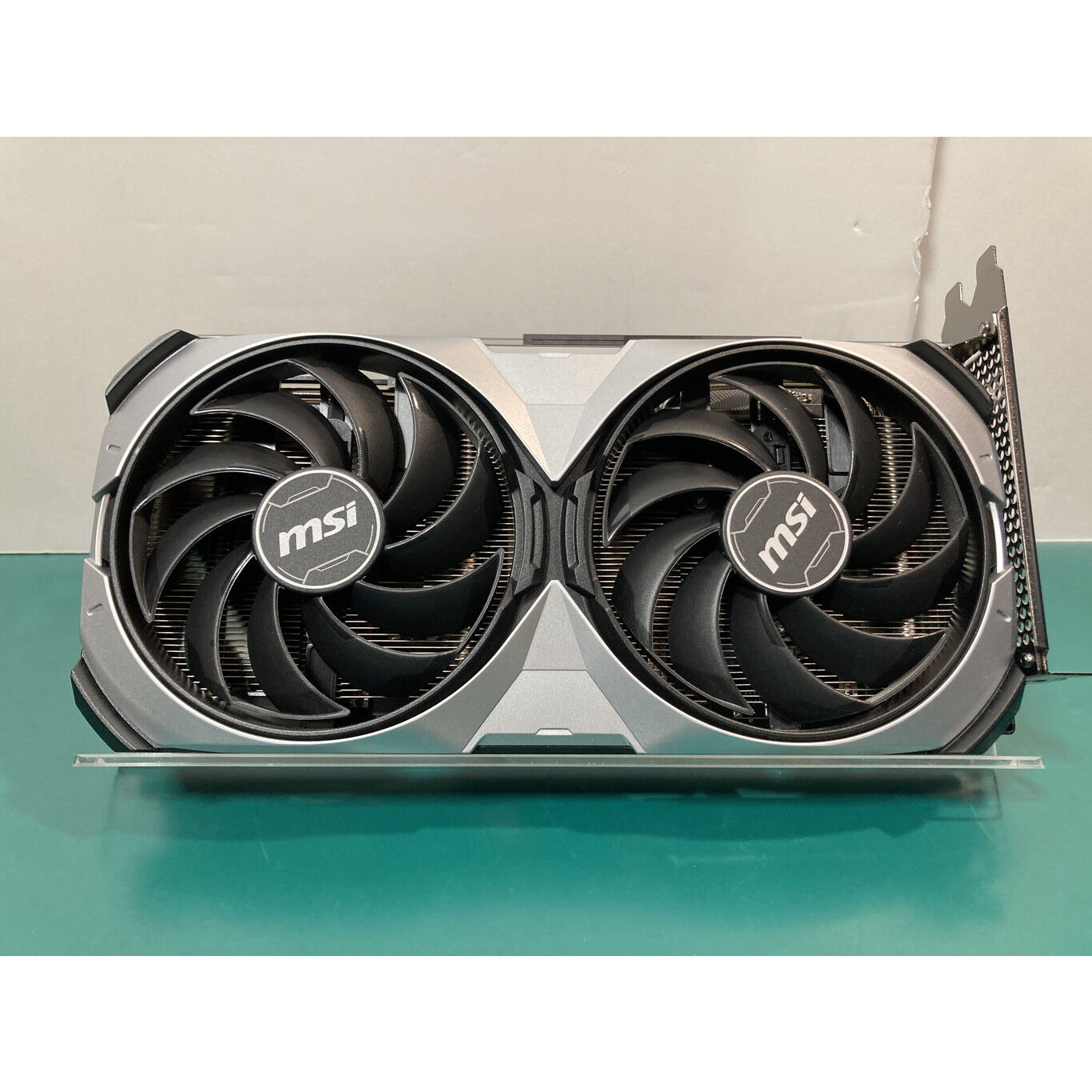中古 MSI GeForce RTX 4070 SUPER 12G VENTUS 2X OC (RTX4070 SUPER