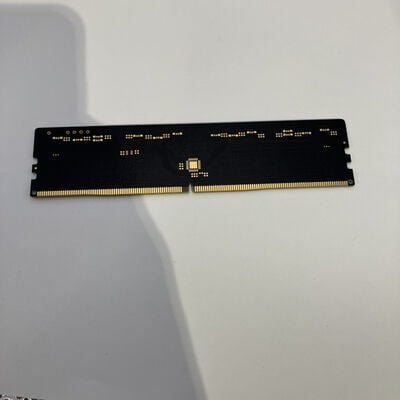 【なんば店】中古  PC5-44800 16GB デスクトップ用(DDR5-5600) 149153 