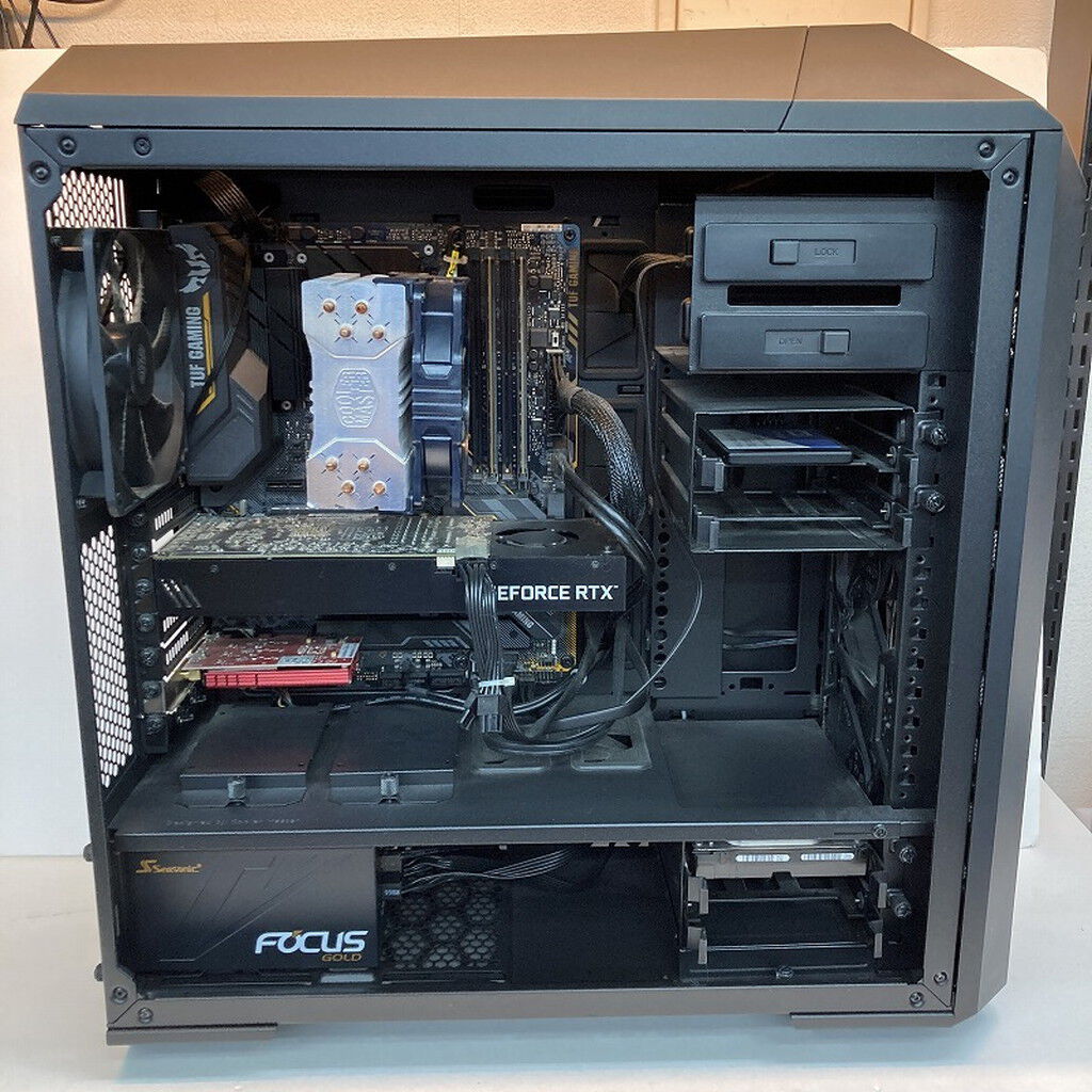 中古 TSUKUMO G-GEAR BTO_PC (Core i7 9700K/16GB/SSD500GB+HDD1TB/DVD