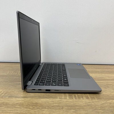 【津ラッツ店】中古  DELL Latitude 5320(Intel Core i5 1145G7 2.60GHz/16GB DDR4/SSD256GB/-/オンボード/13.3/1920x1080/Wi-Fi/WEBCAM/W11P/VBT) 192714 