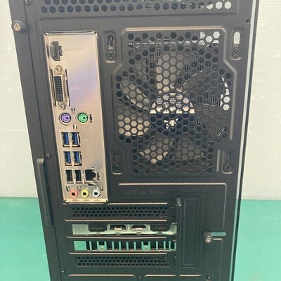 【浦添城間店(沖縄)】中古  自作パソコン(Ryzen 7 5700X/16GB/SSD1TB/RX6600/OSなし) 4780001105 