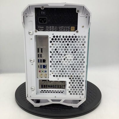 【堺七道店】中古  自作パソコン FractalDesignケース(i7 11700/16GB/SSD512GB/RTX2070 SUPER) 4660002954 