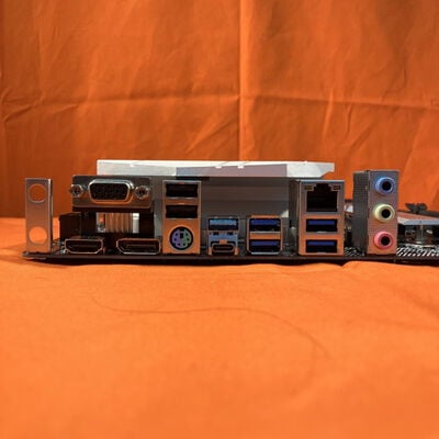 【なんば店】中古  ASRock B550M Pro4 (B550 AM4 mATX DDR4) 142938 