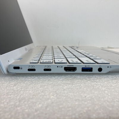 【京都店】中古  富士通 LIFEBOOK UH92/G2 (Core i5-1235U/16GB/SSD512GB/なし/オンボード/13.3/1920x1080/W11H) 3180006631 