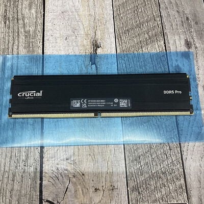 【広島店】中古  crucial CP16G60C48U5（DDR5 PC5-48000 16GB） 3320005165 